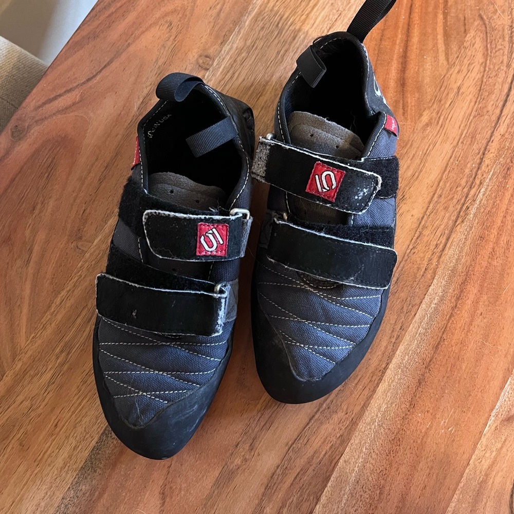 C4 rock climbing shoes. Size 5.10